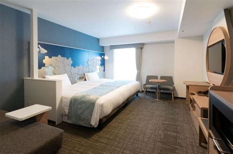 COMFORT SUITES TOKYO BAY $93 ($̶2̶0̶2̶).